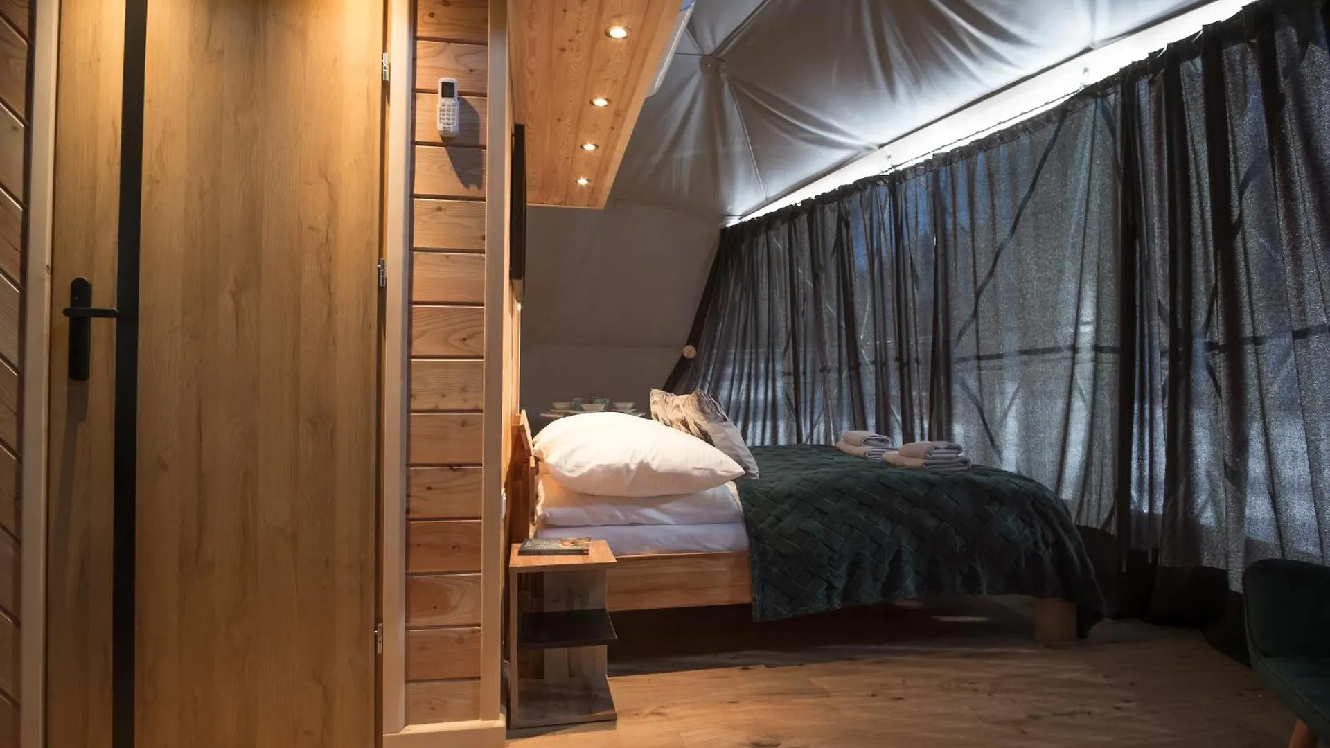 Glamp Mala Laka Jacuzzi & Sauna Zakopane 0*,