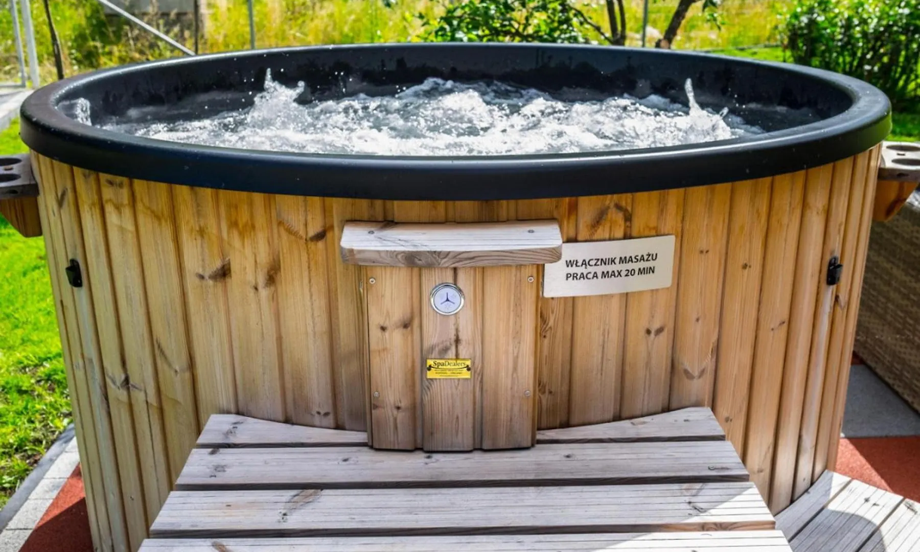 Glamp Mala Laka Jacuzzi & Sauna 扎科帕内 0*,