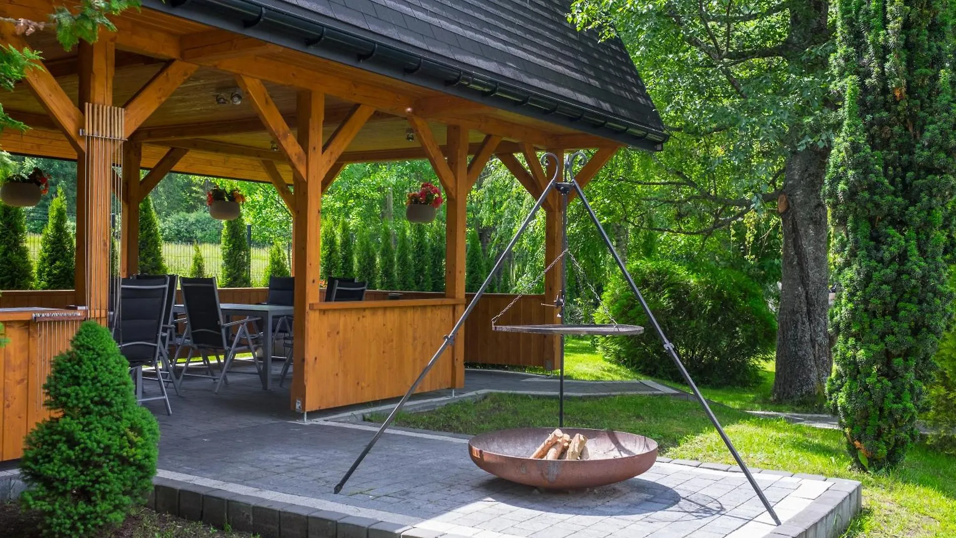 Glamp Mala Laka Jacuzzi & Sauna 扎科帕内 0*,