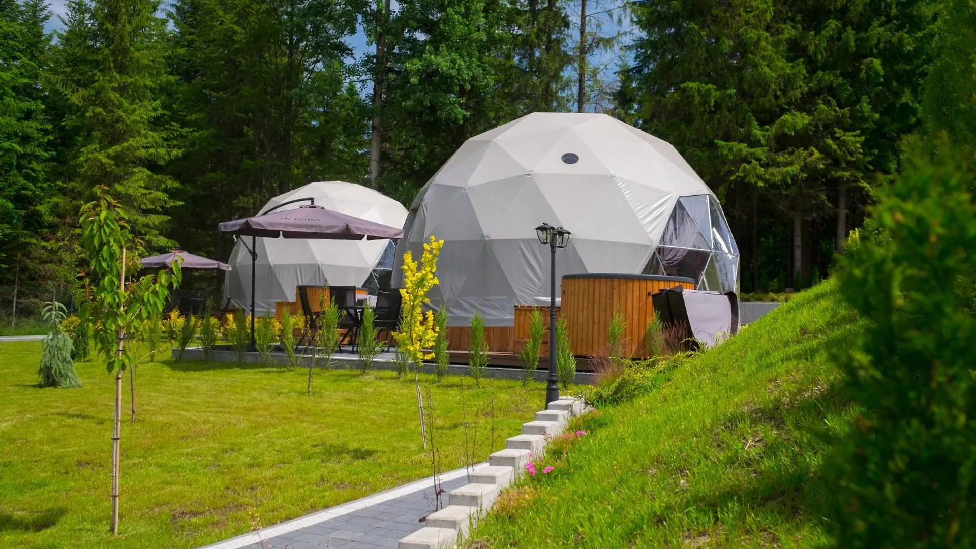 豪华帐篷 Glamp Mala Laka Jacuzzi & Sauna 扎科帕内